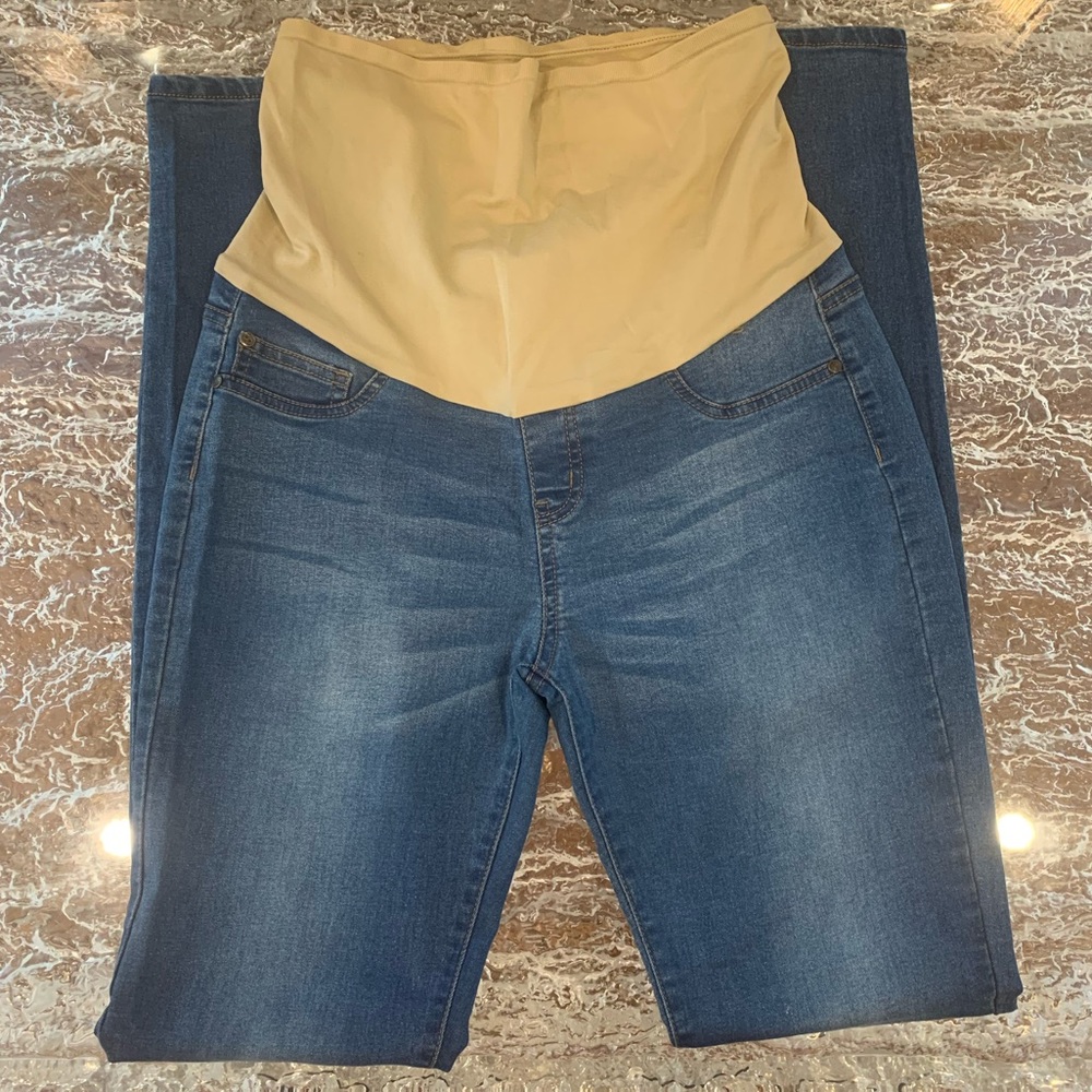 Soft & Comfortable Classic Maternity Jeans